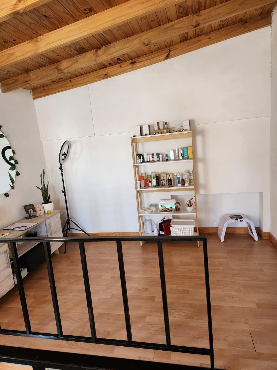 Casa con frente sobre el Parque Municipal - 18