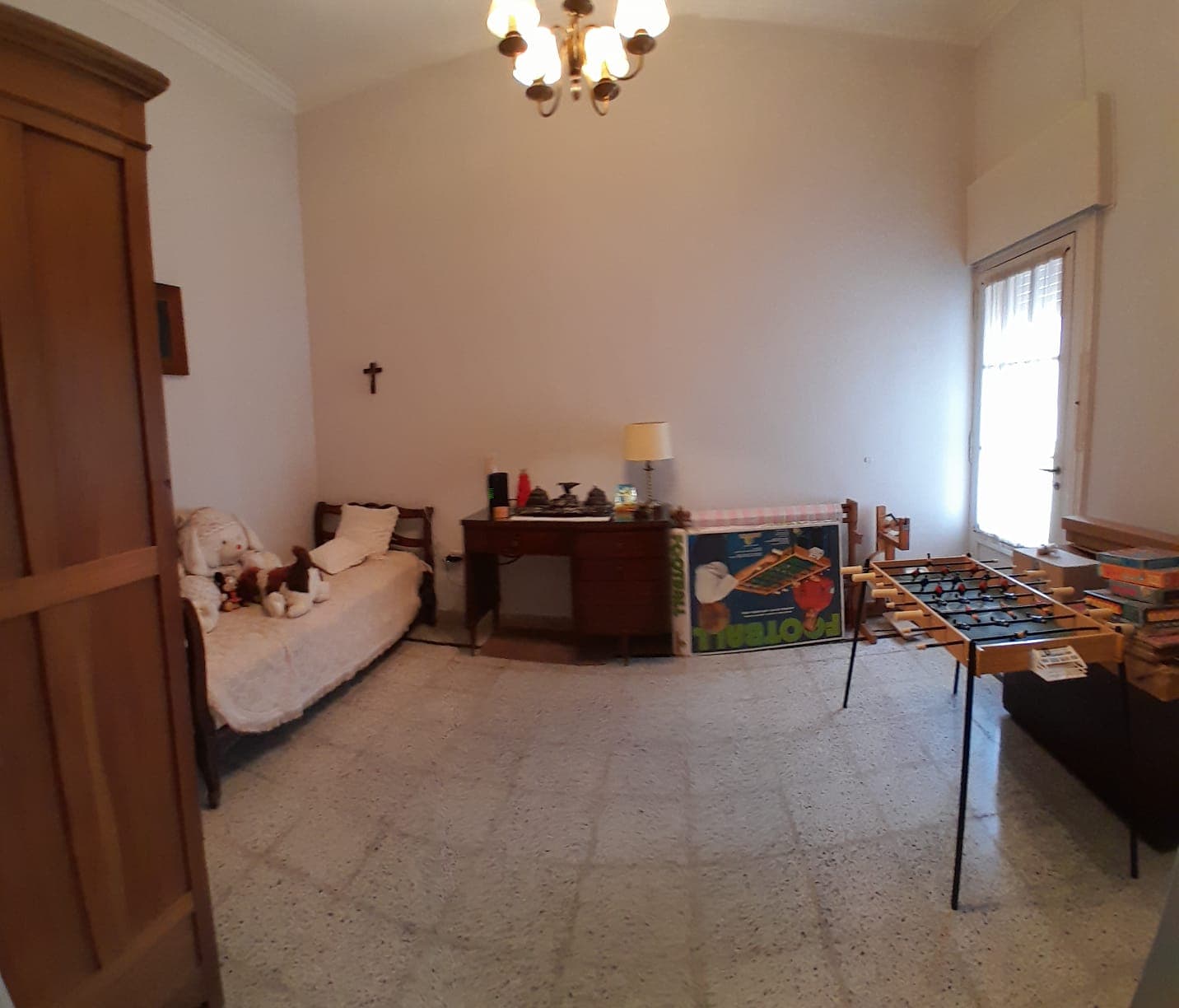 Excelente Casa en Azul:  Belgrano y 25 de Mayo - 11