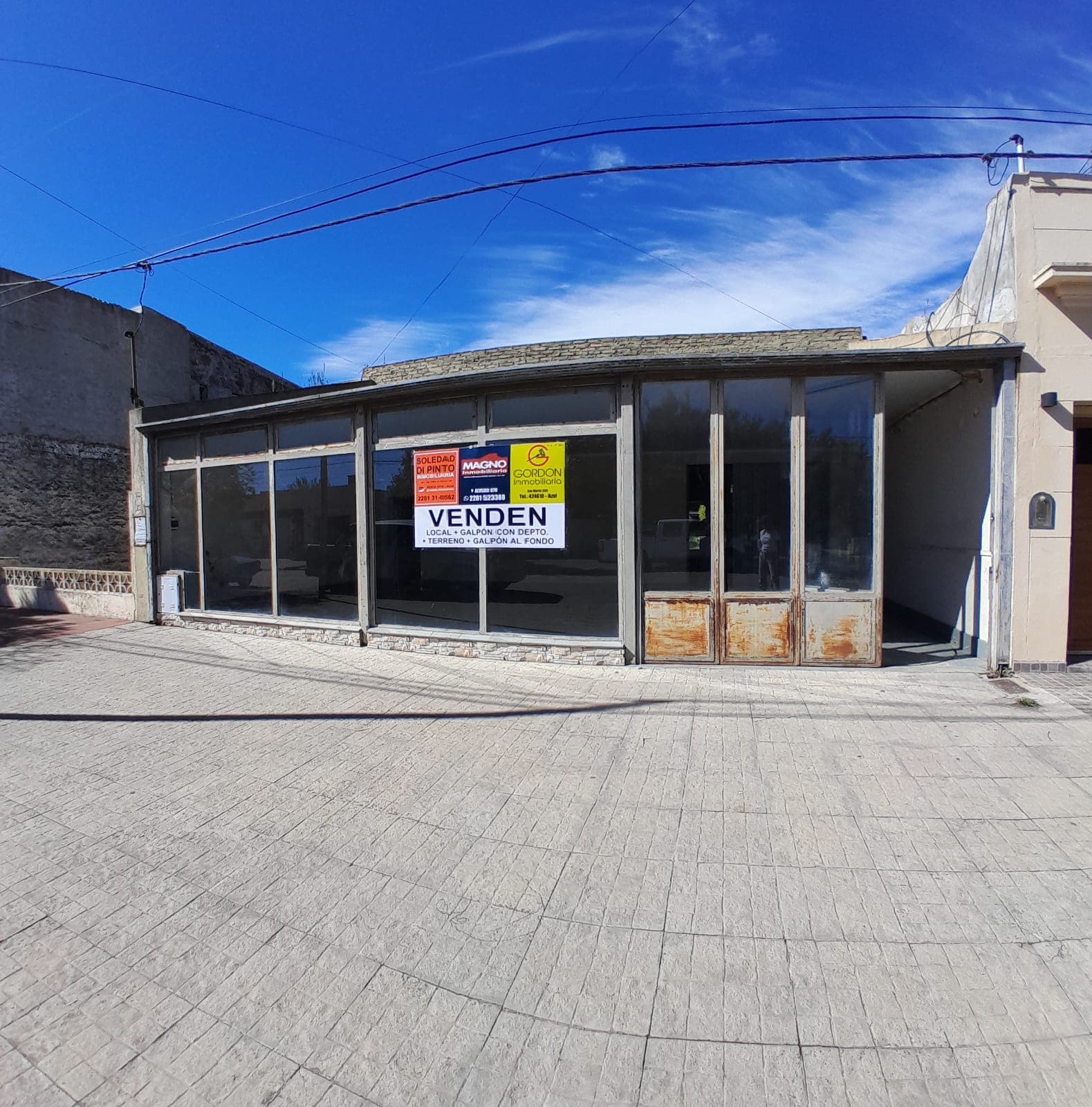 LOCAL + GALPON EN CHILLAR - 12