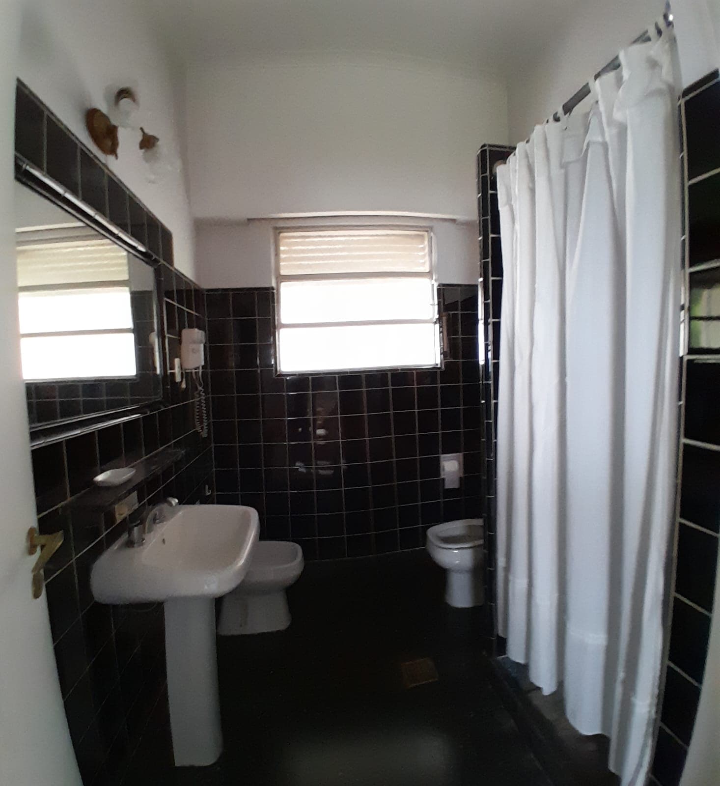 Excelente Casa en Azul:  Belgrano y 25 de Mayo - 9