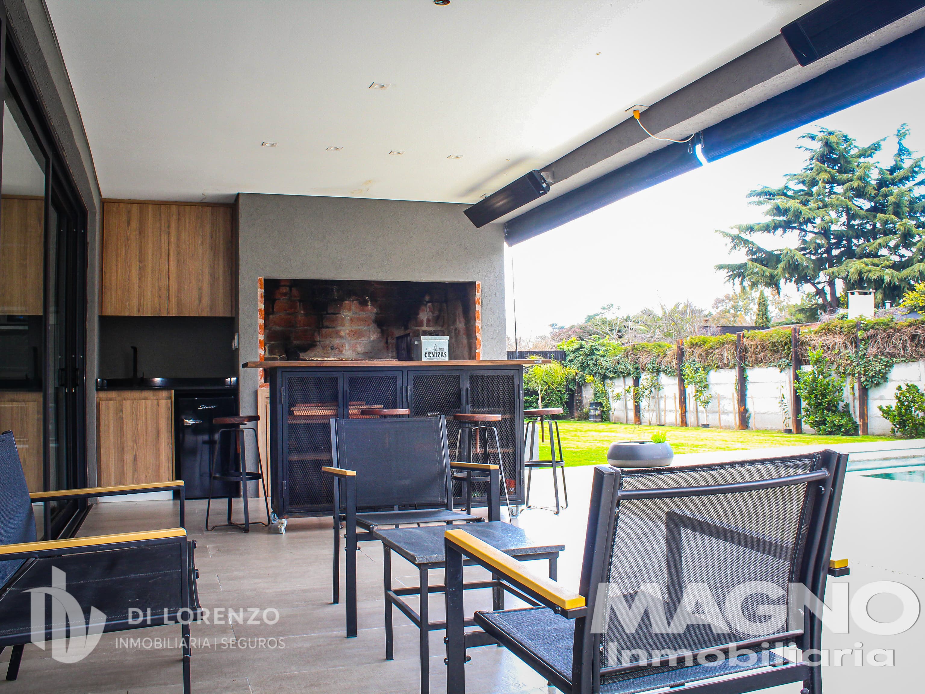 Importante Casa en Venta en Azul - 13
