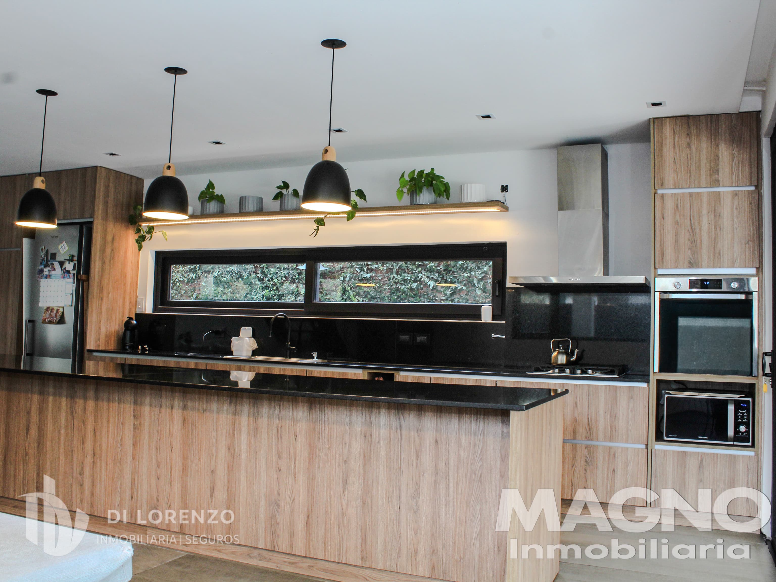 Importante Casa en Venta en Azul - 4