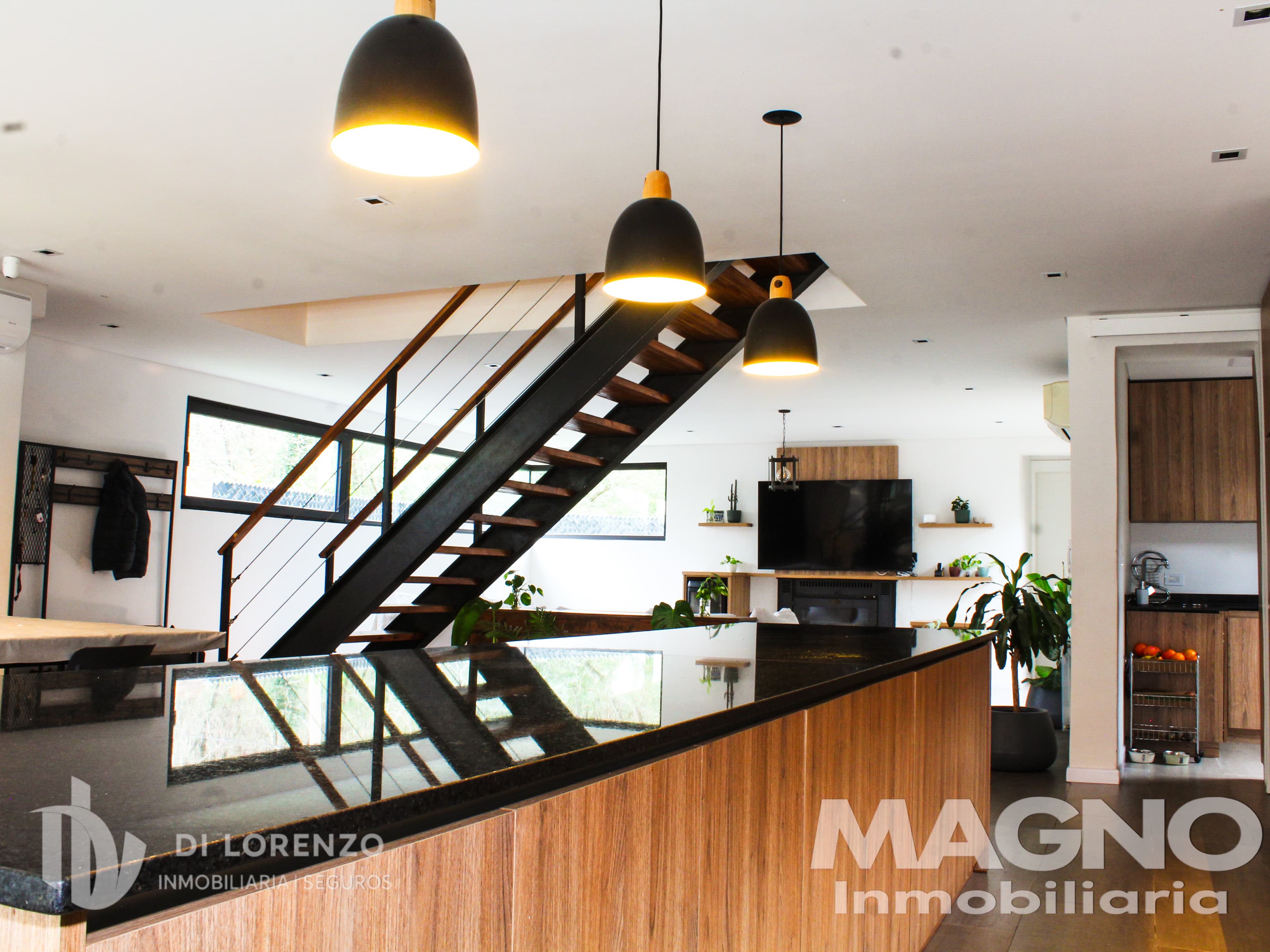 Importante Casa en Venta en Azul - 6