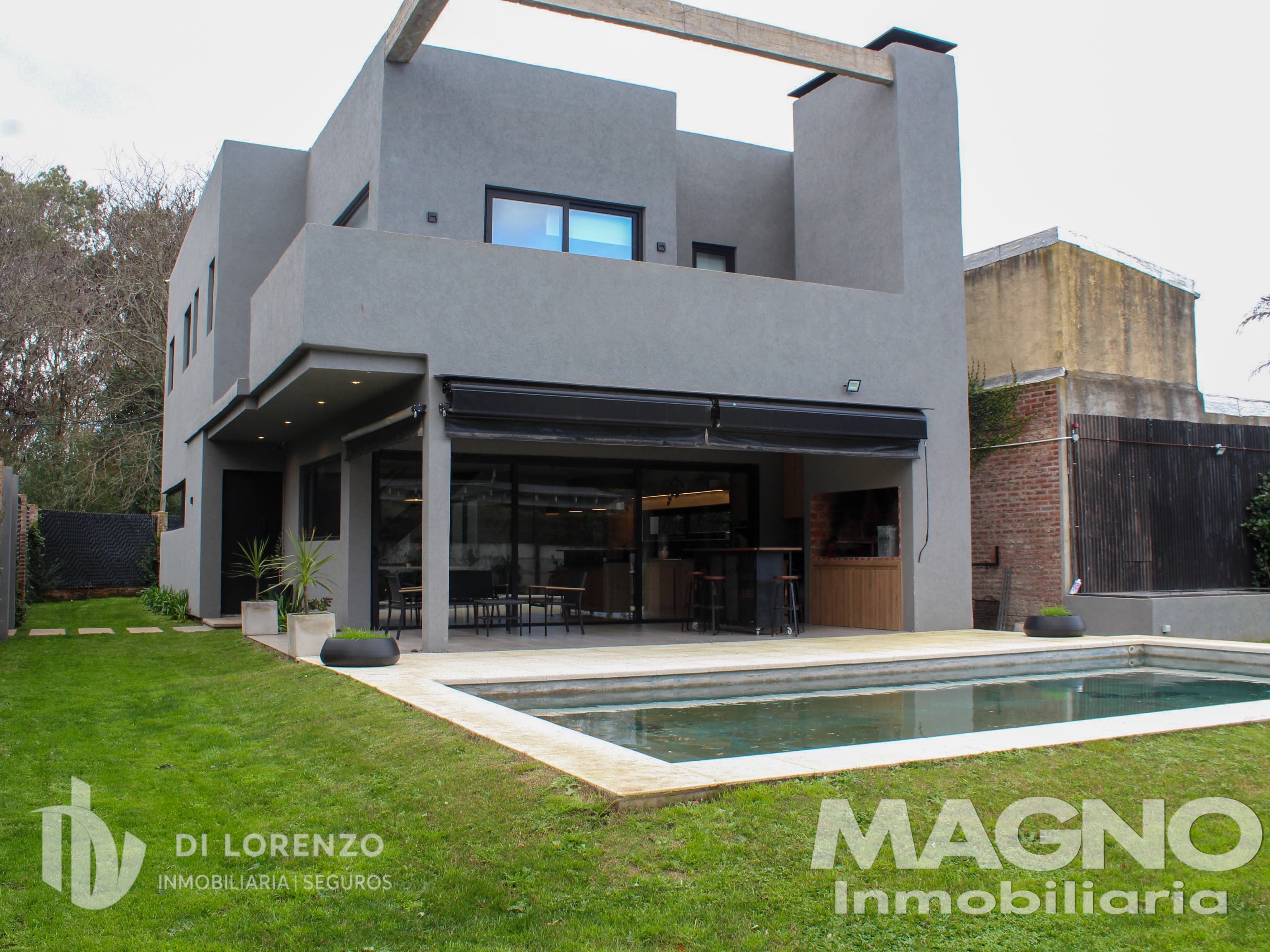 Importante Casa en Venta en Azul