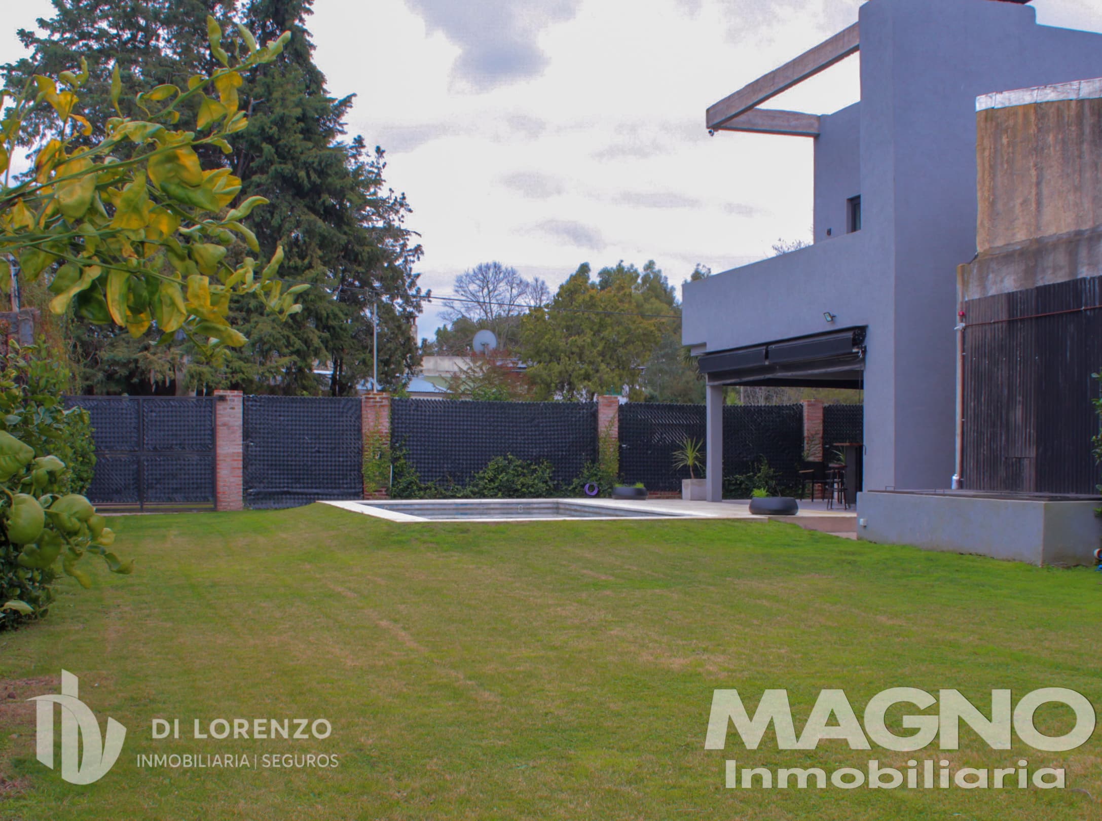 Importante Casa en Venta en Azul - 15